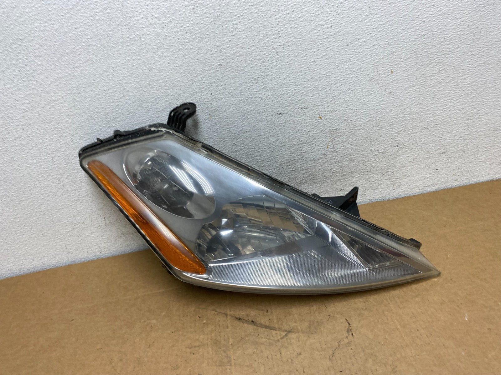 2003 to 2007 Nissan Murano Right Passenger RH Headlight Halogen AD6033 DW0