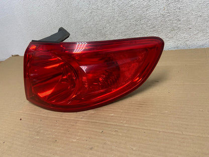 2007 2008 2009 Hyundai Santa Fe Right Passenger Rh Tail Light AG8857 DW2