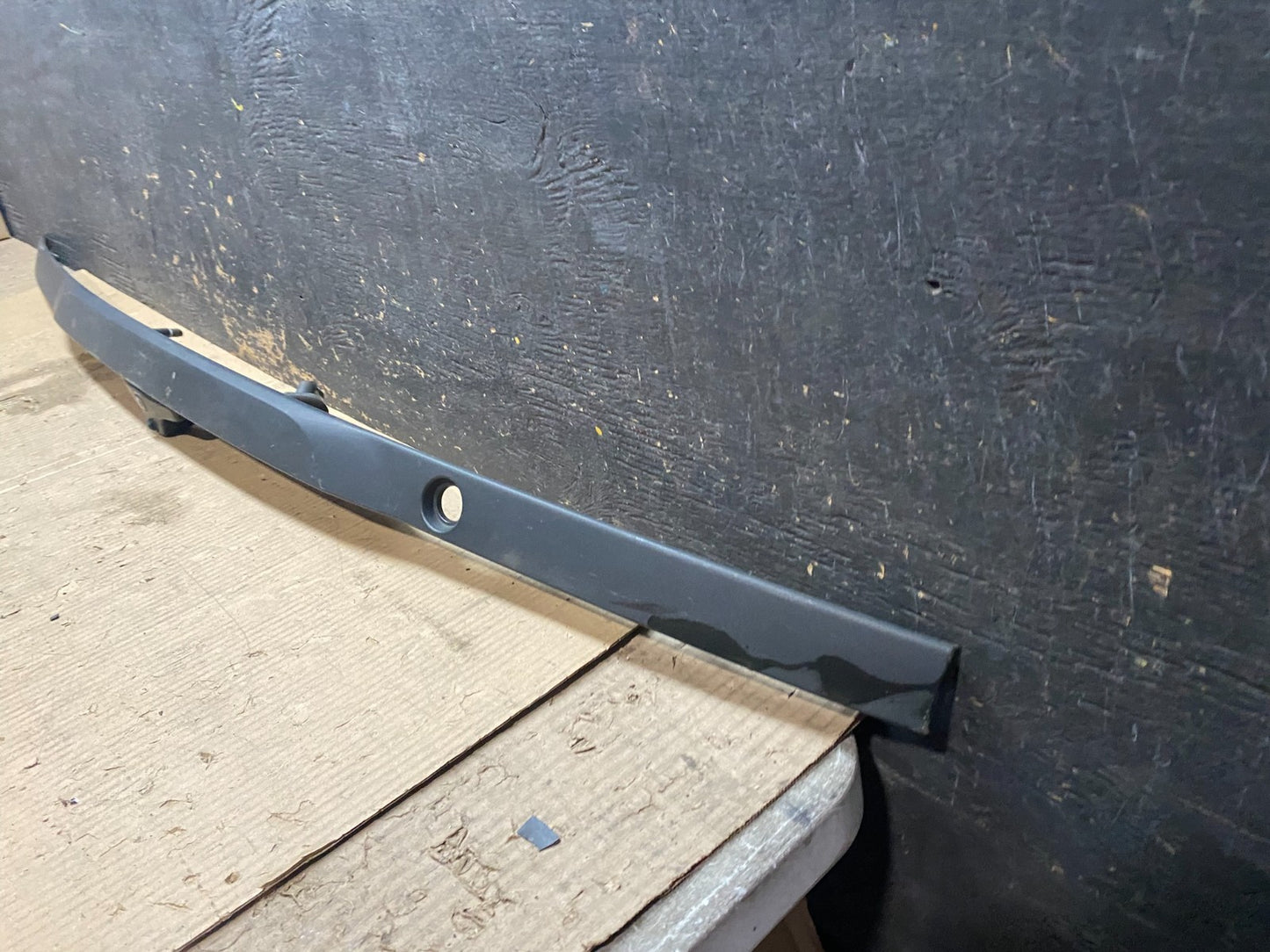 2016 - 2019 Ford Explorer Interceptor Rear Tailgate Molding With Camera X3502 DG1