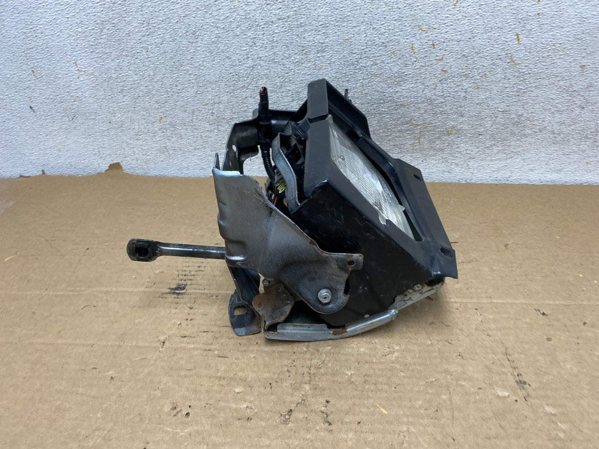 1986 to 1989 Honda Accord Left Driver LH Side Headlight AH8166 DG5