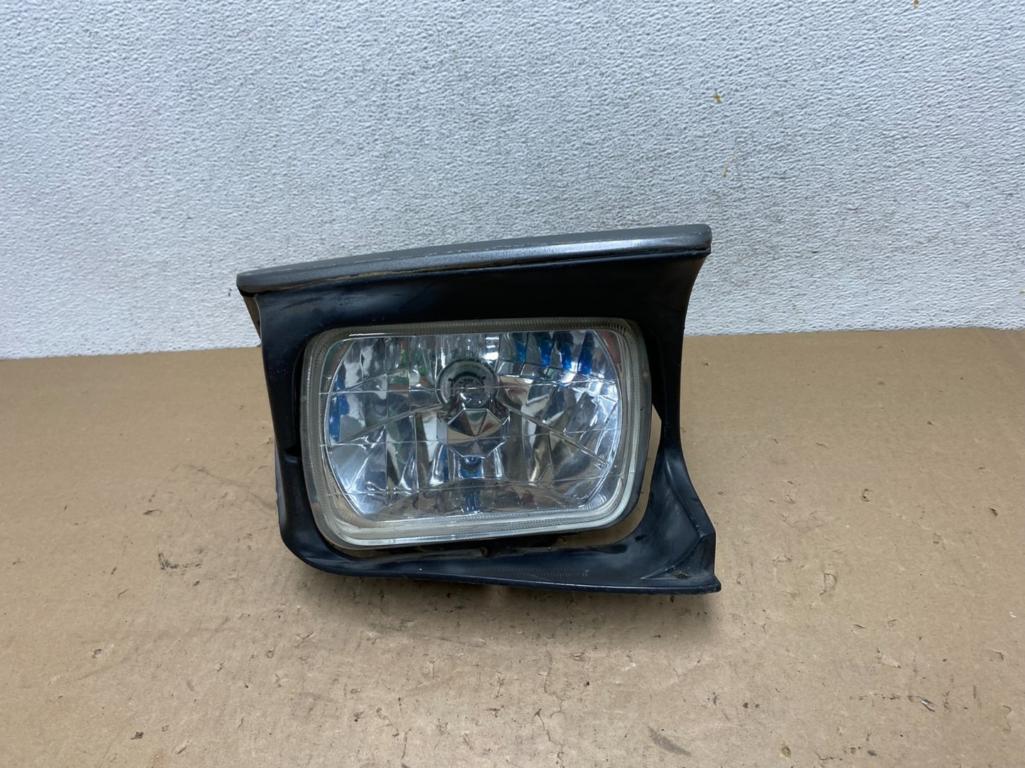 1989 to 1992 Ford Probe Right Pasenger RH Side Halogen Headlight AG4374 DG0
