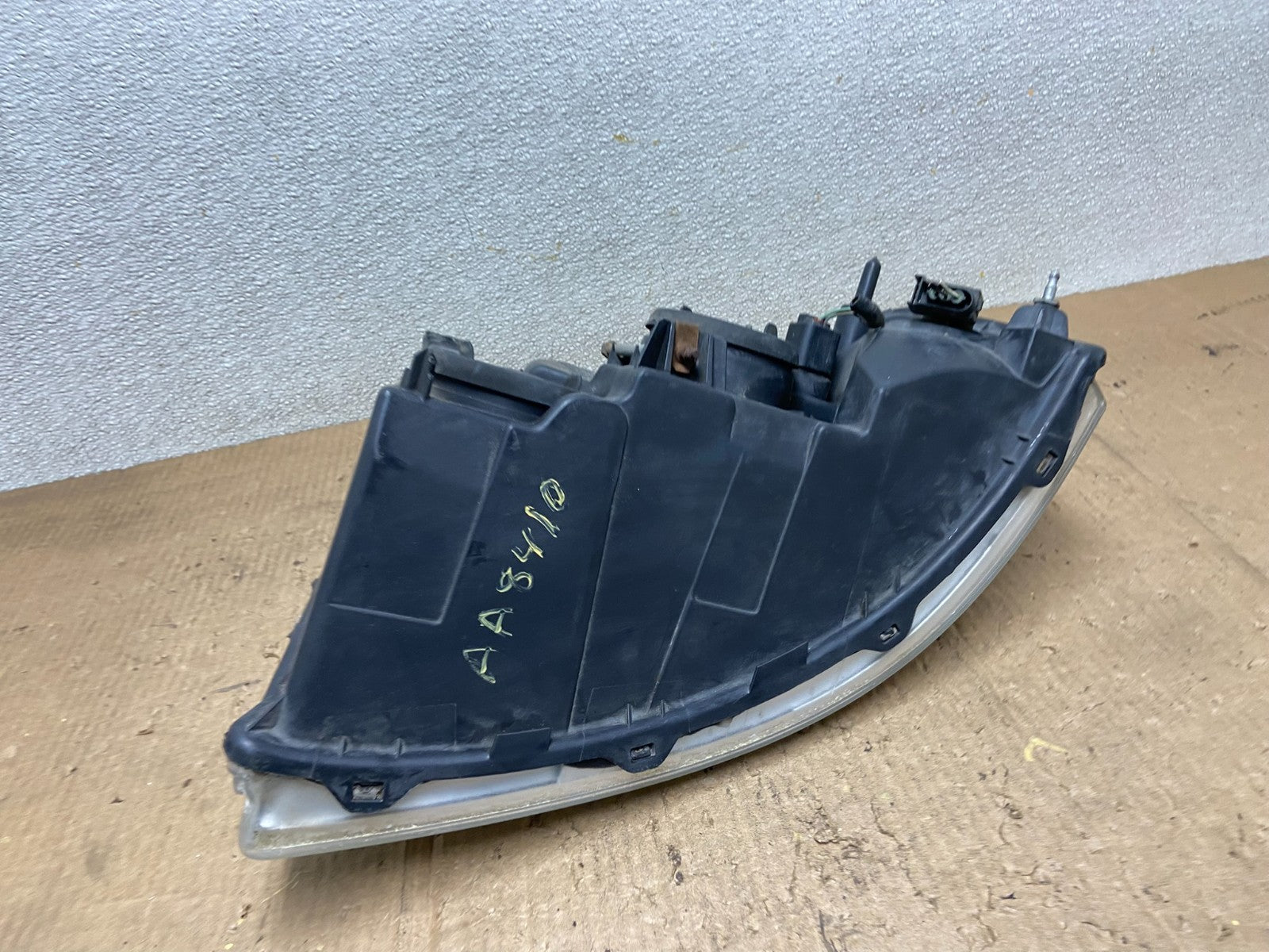 2003 - 2006 Ford Expedition Right Passenger Side Headlight Halogen Oem AA8410 DW7