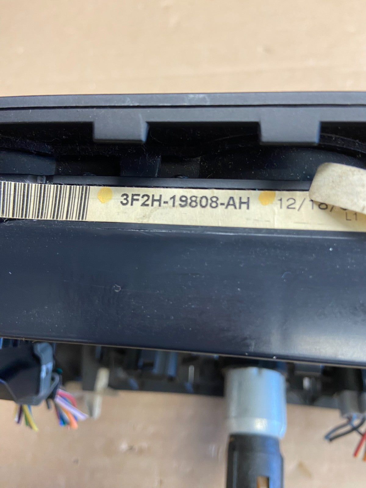 2004 to 2008 Ford F150 Radio Climate Dash Bezel Surround Black ag5067 DG5