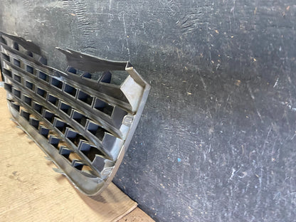 2008 to 2010 Chrysler Town & Country Front Upper Grill Grille Oem  q5964 DG5