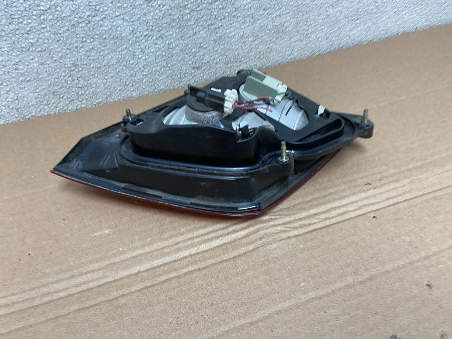 2002 - 2004 Infiniti i35 Inner Left Driver LH Side Tail Light OEM AB0954 LK4