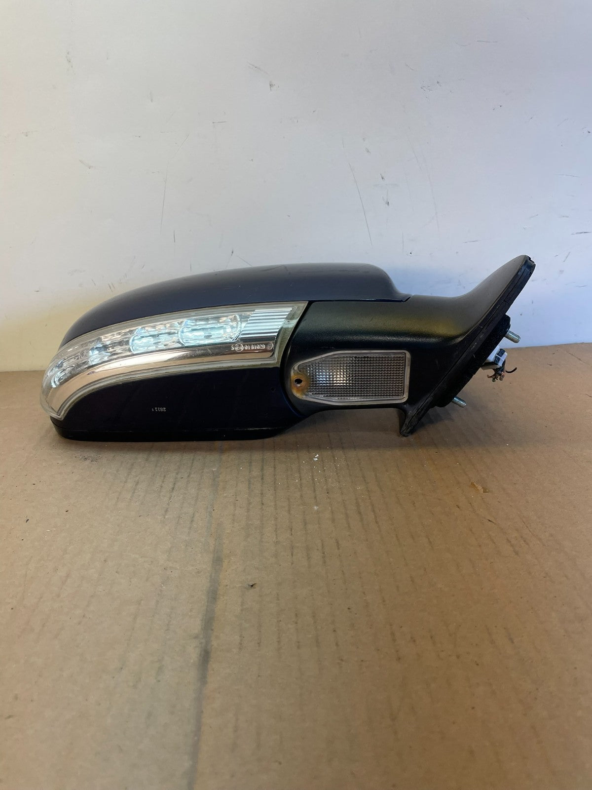 2007 - 2012 Hyundai Veracruz Right Passenger View Turn Sgn Door Mirror ai3838 DG3