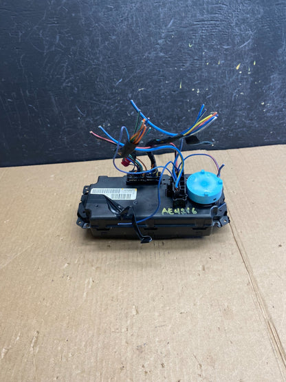 2008 to 2010 Chrysler 300 Temperature Climate Control Switch AE42163