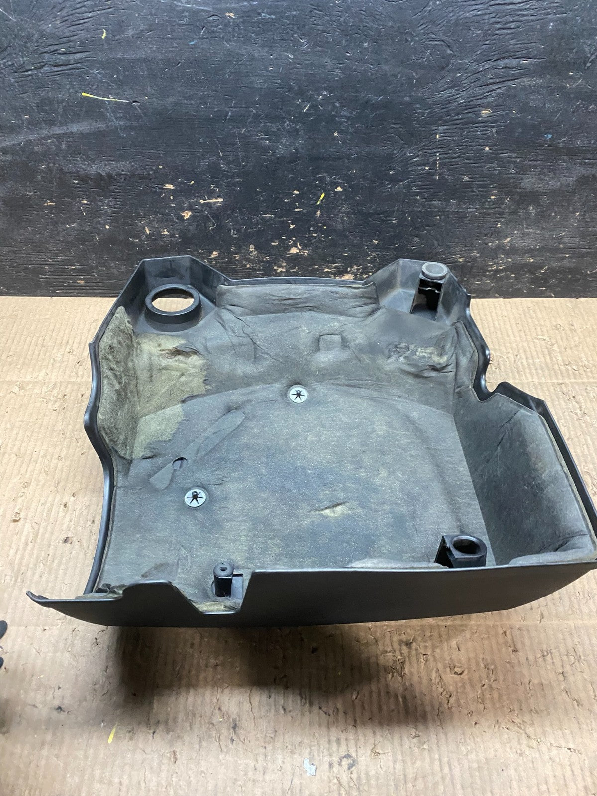 2008 to 2009 Saturn Vue 3.6L Engine Motor Cover OEM T9886 DG4