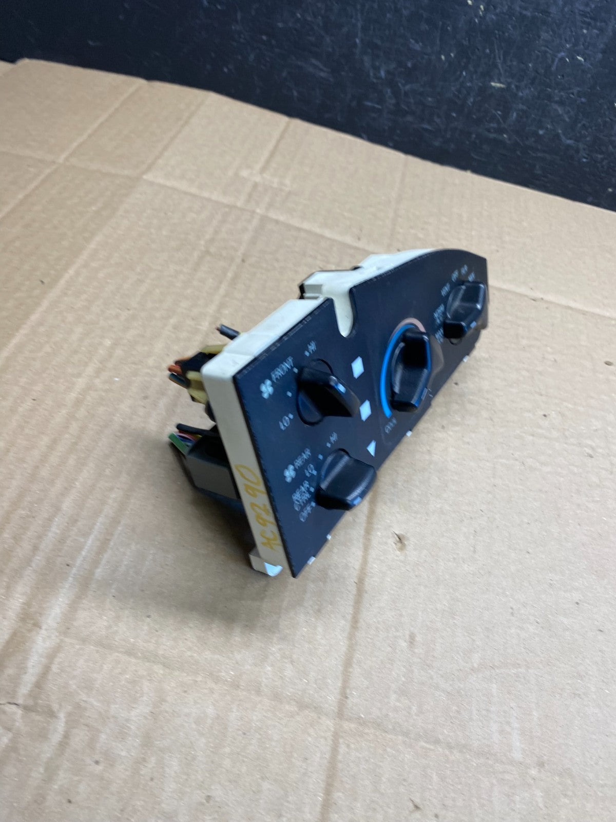 1997-2014 Ford Van Econoline E150 E250 Heater Climate Fan Control AC9290 DG1