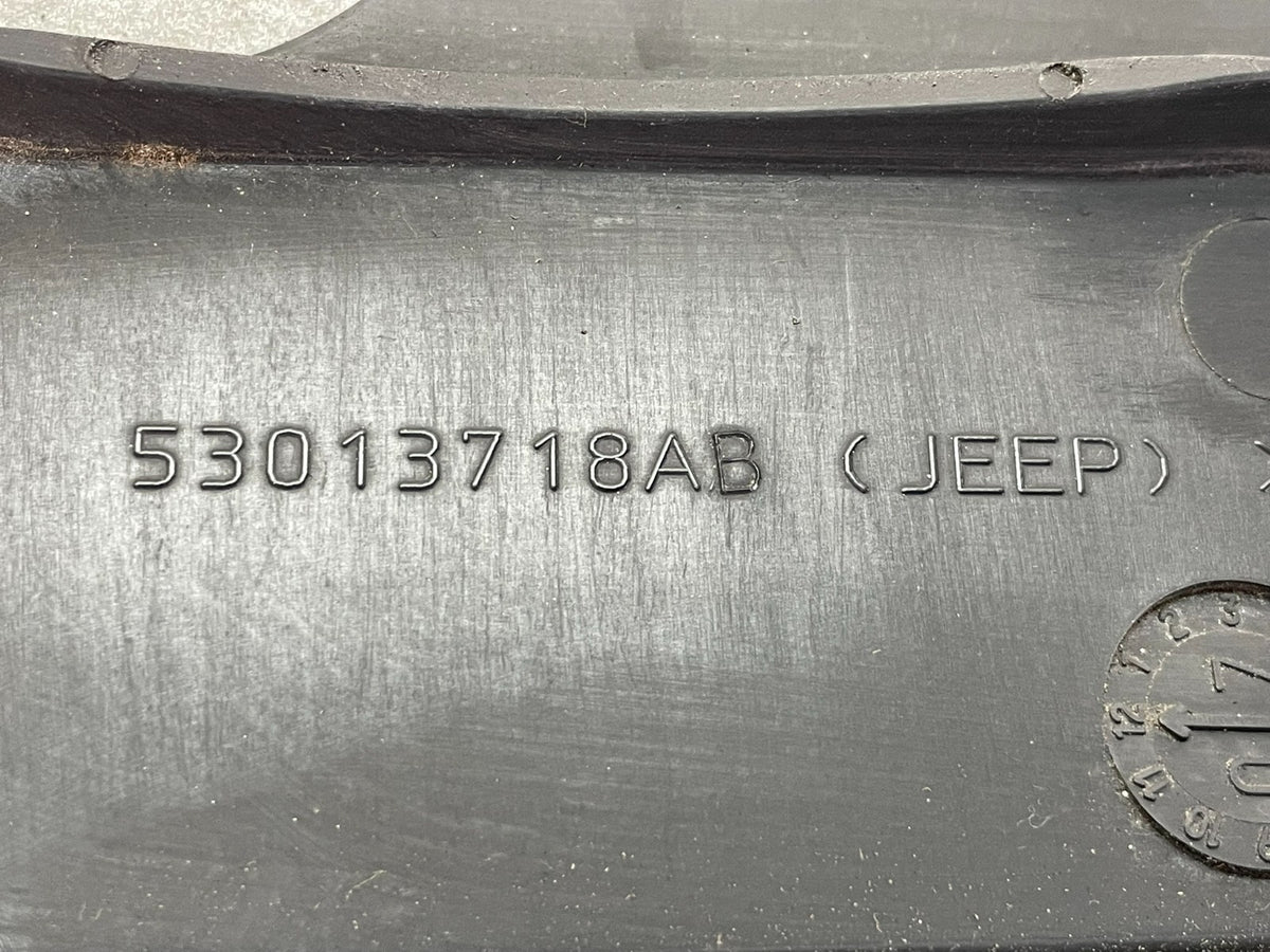 2005 to 2010 Jeep Grand Cherokee 5.7L Hemi Engine Cover Plastic Shield AH6486 DG4