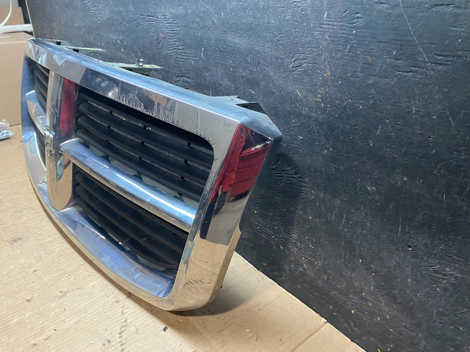 2007 2008 2009 Dodge Durango Front Upper Grill Grille U6391 DG1