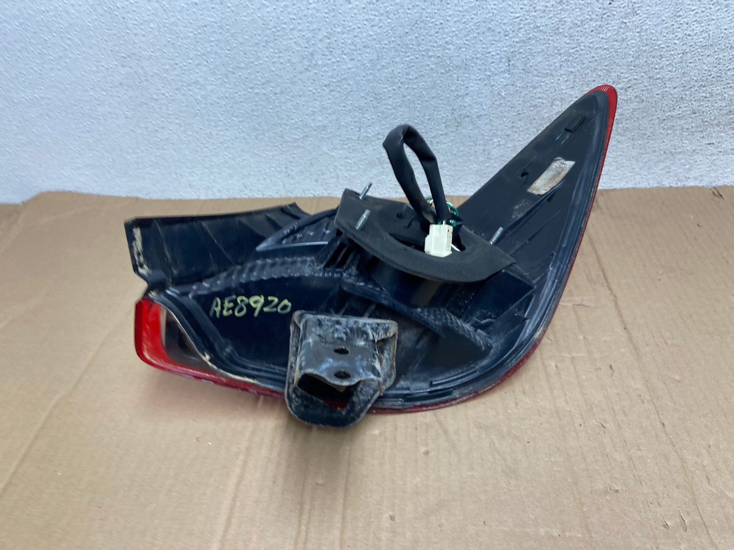 2005-2010 Toyota Avalon Left Driver Lh Side Tail Light AE8920 LK6