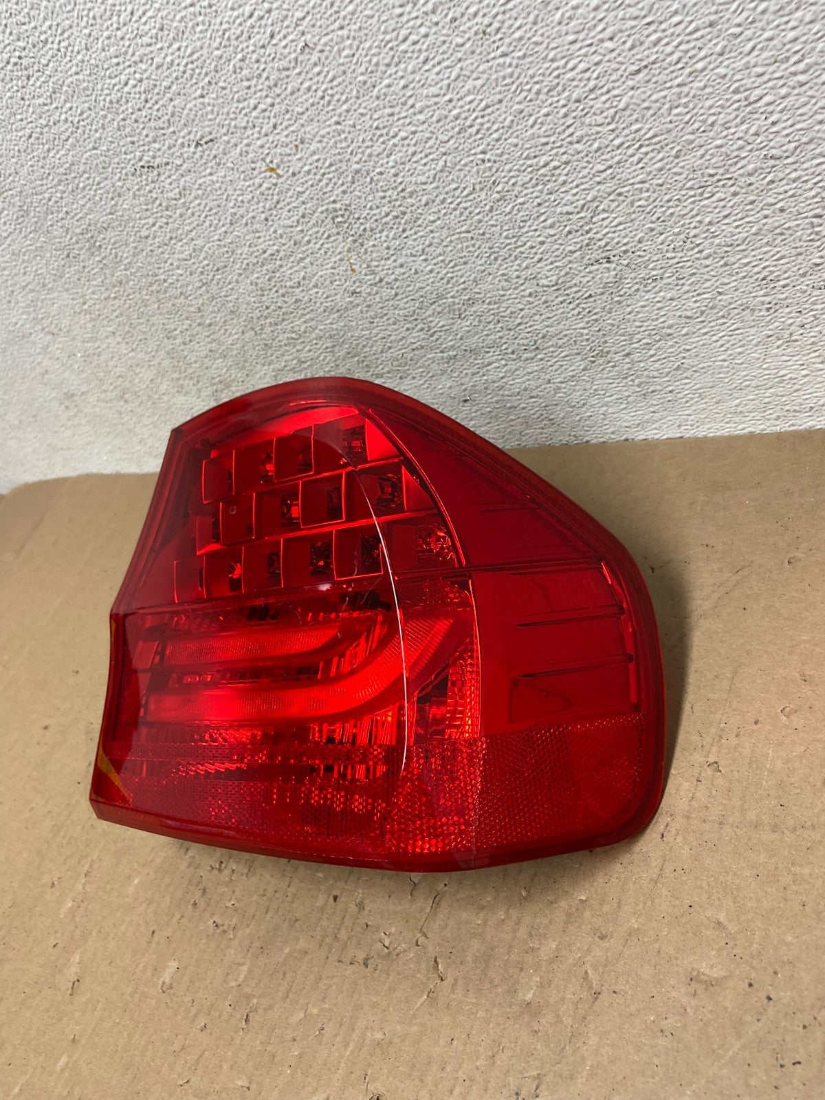 2009 2010 BMW 328i 3 Series Right Passenger RH Side Tail Light TYC AD6545 DW2