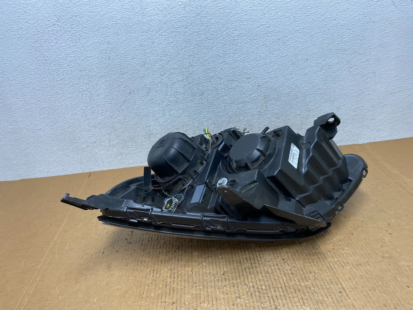 2010 - 2015 Chevrolet Equinox Halogen Headlight Right Passenger Side AE2591 DW5