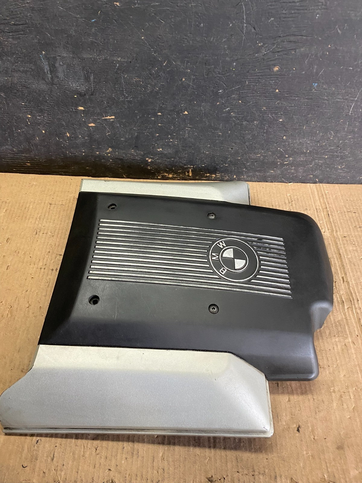 2003 BMW X5 V8 Engine Motor Top Cover Trim Q0317 DG3