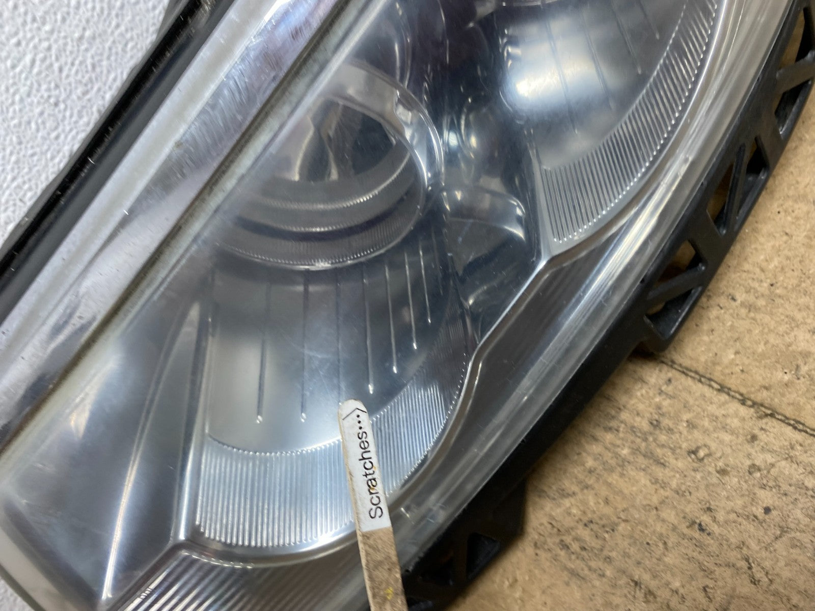 2006 to 2009 Lincoln MKZ Zephyr Left Driver Headlight Xenon AC3721 DW3