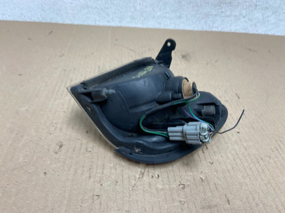 1999 to 2004 Nissan Pathfinder Passenger Corner Park Light Turn Signal AE7245 DW4