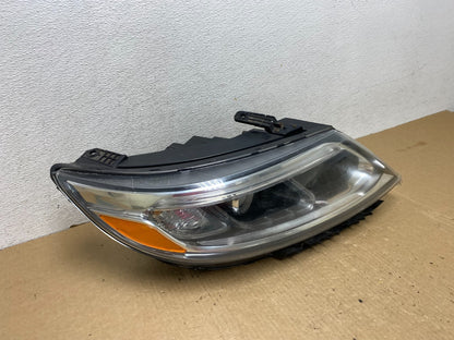 2014 to 2015 Kia Sorento Right Passenger RH Headlight Halogen AF9677 DW2