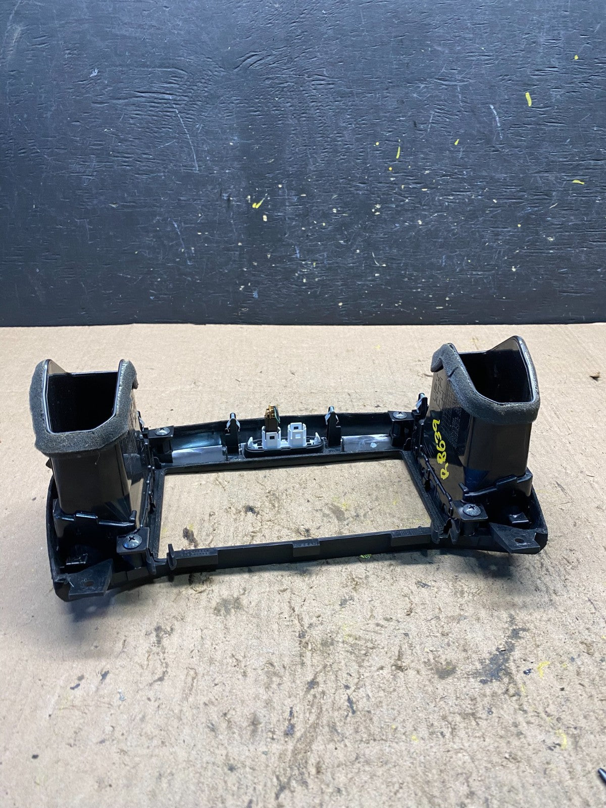 2011 to 2014 Nissan Juke Center Console Radio Bezel Trim OEM  R8639 DG5