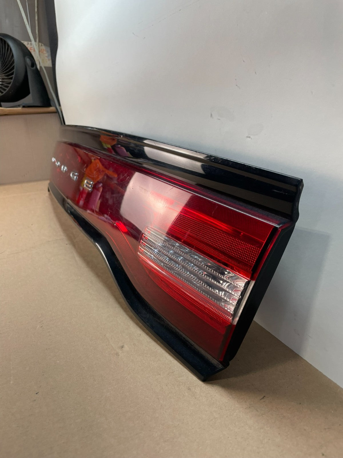 2011 to 2014 Dodge Charger Center Trunk Tail Light Lamp Lid Panel AG1020 DG1