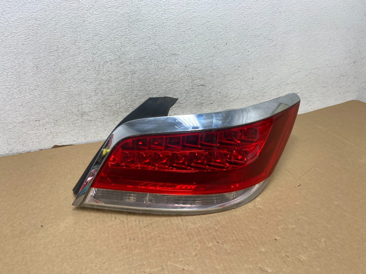 2010 to 2013 Buick Lacrosse Right Passenger RH Side Tail Light AF7330 DW0
