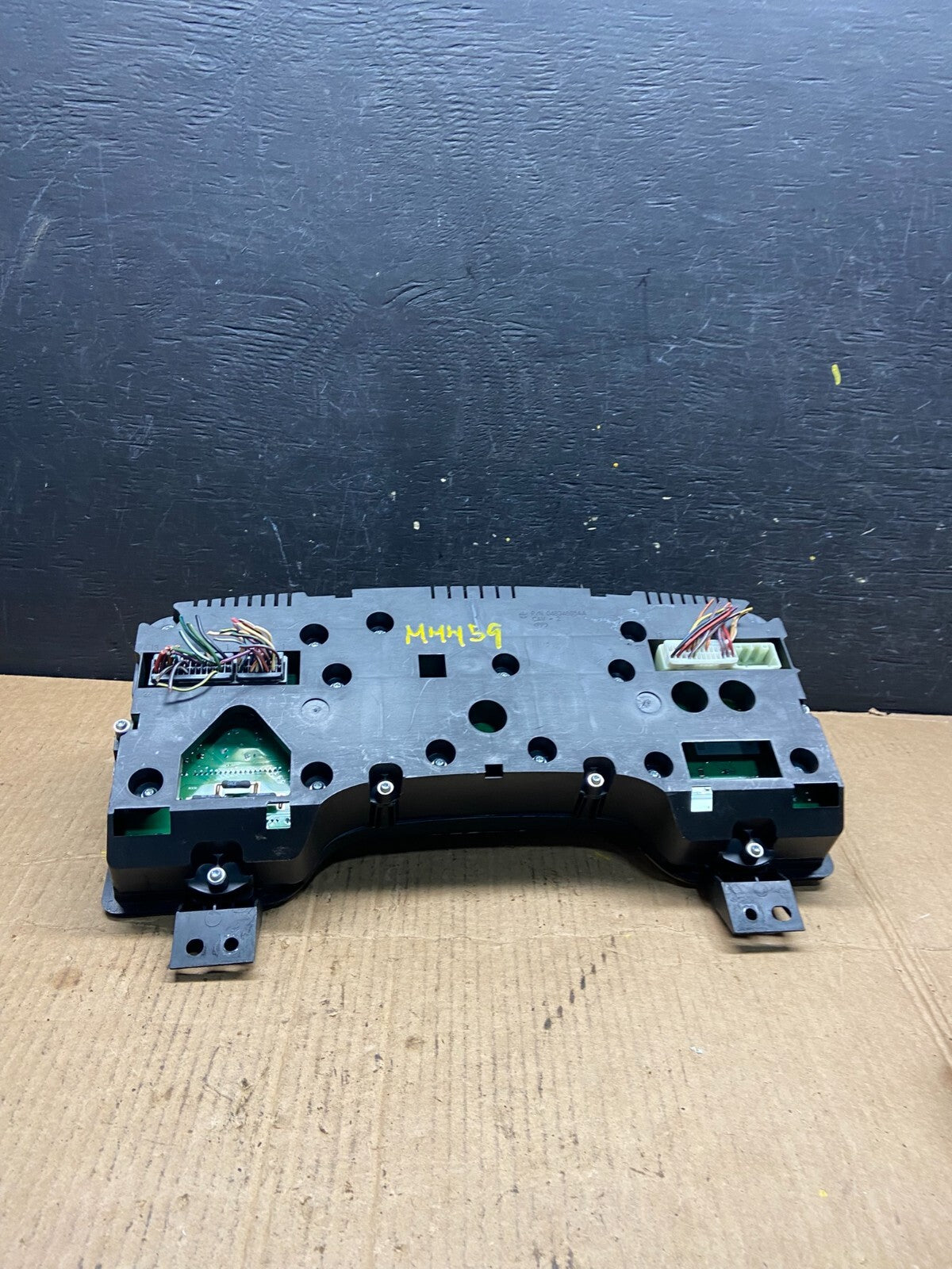 2006 to 2009 Dodge Dakota Instrument Speedometer Gauge Cluster OEM M4459 DG6