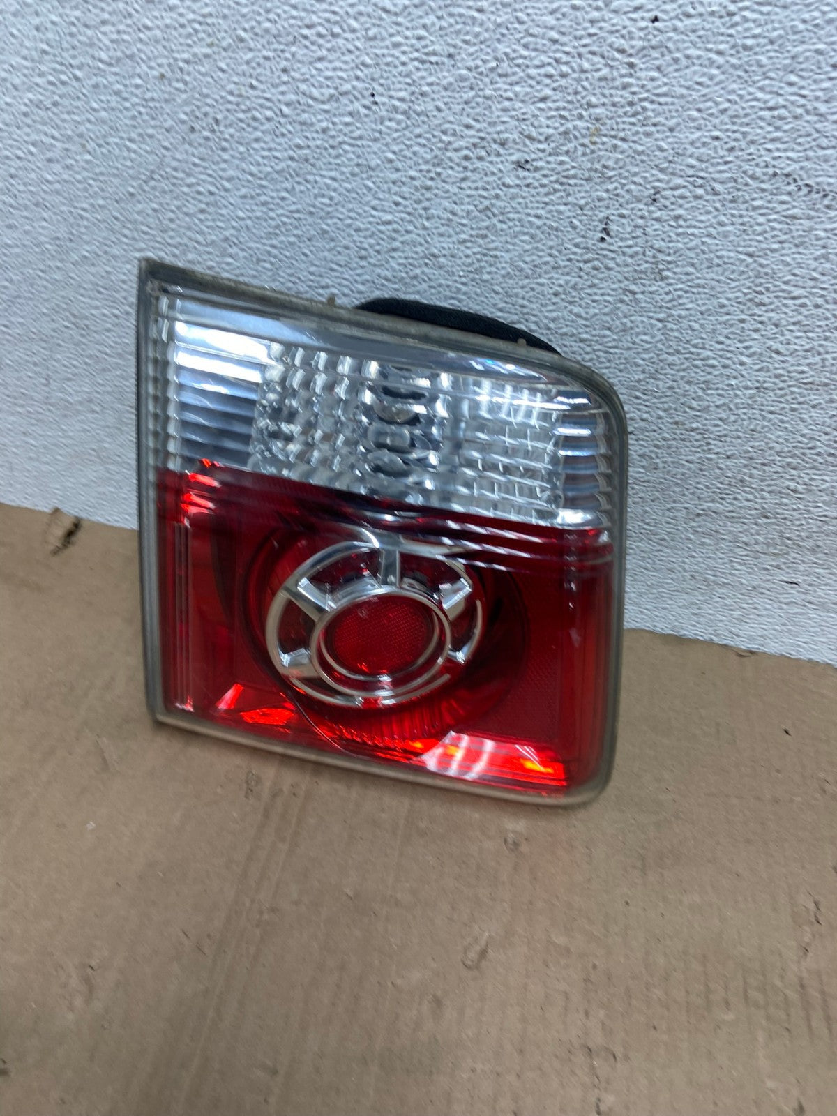 2007 to 2012 GMC Acadia Left Driver Lh Side Tail Light Inner AE9113 LK0
