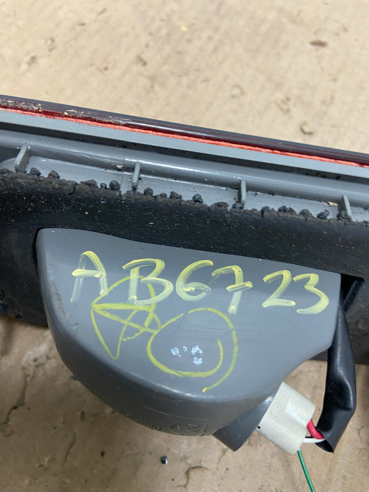 1997 1998 1999 Toyota Camry Tail Light Inner Right Passenger Oem AB6723 LK6