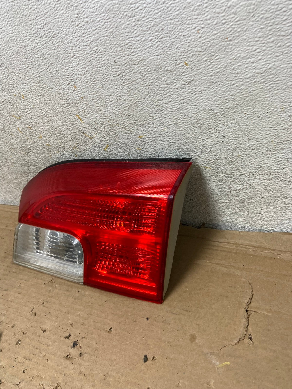 2010 - 2017 GMC Terrain Tail Light Inner Right Passenger Rh AH8936 LK1