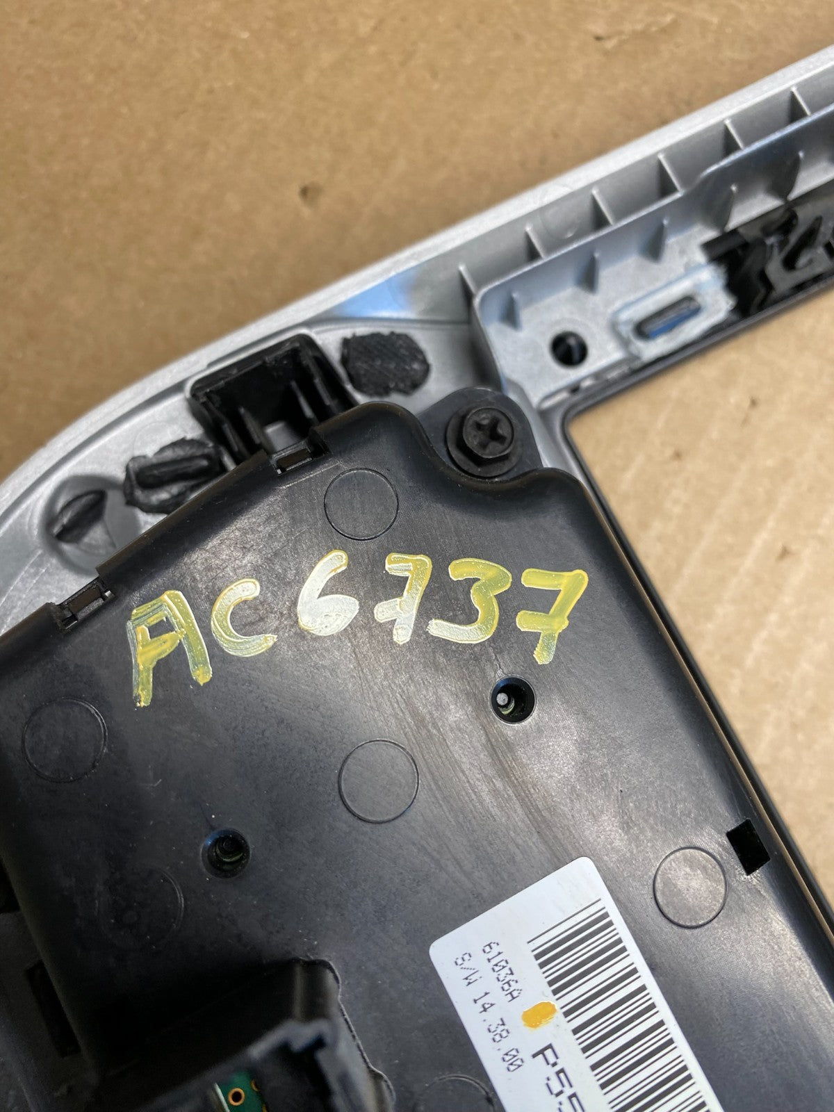 2011 to 2017 Jeep Compass Dash Climate Temperature Control Radio Bezel AC6737 DG6
