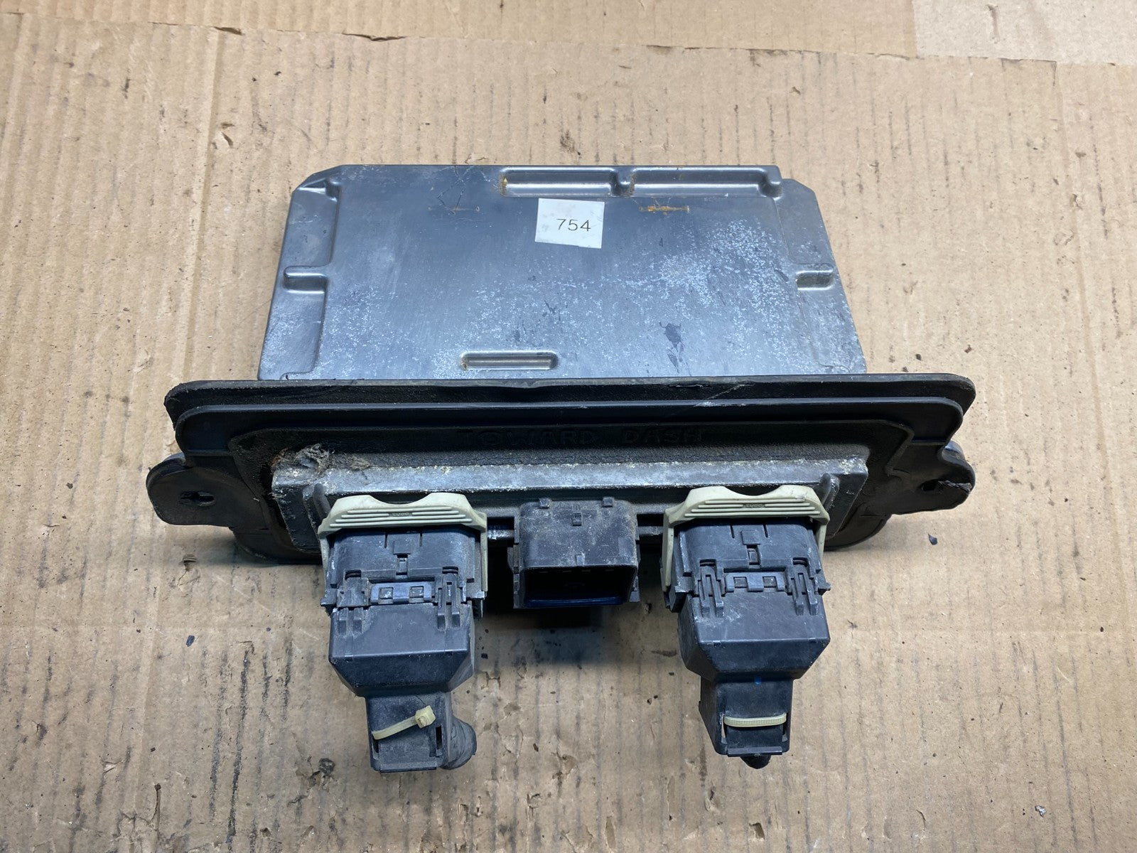 2004 Ford Explorer Engine Control Unit ECU Computer Module y1335 DG0