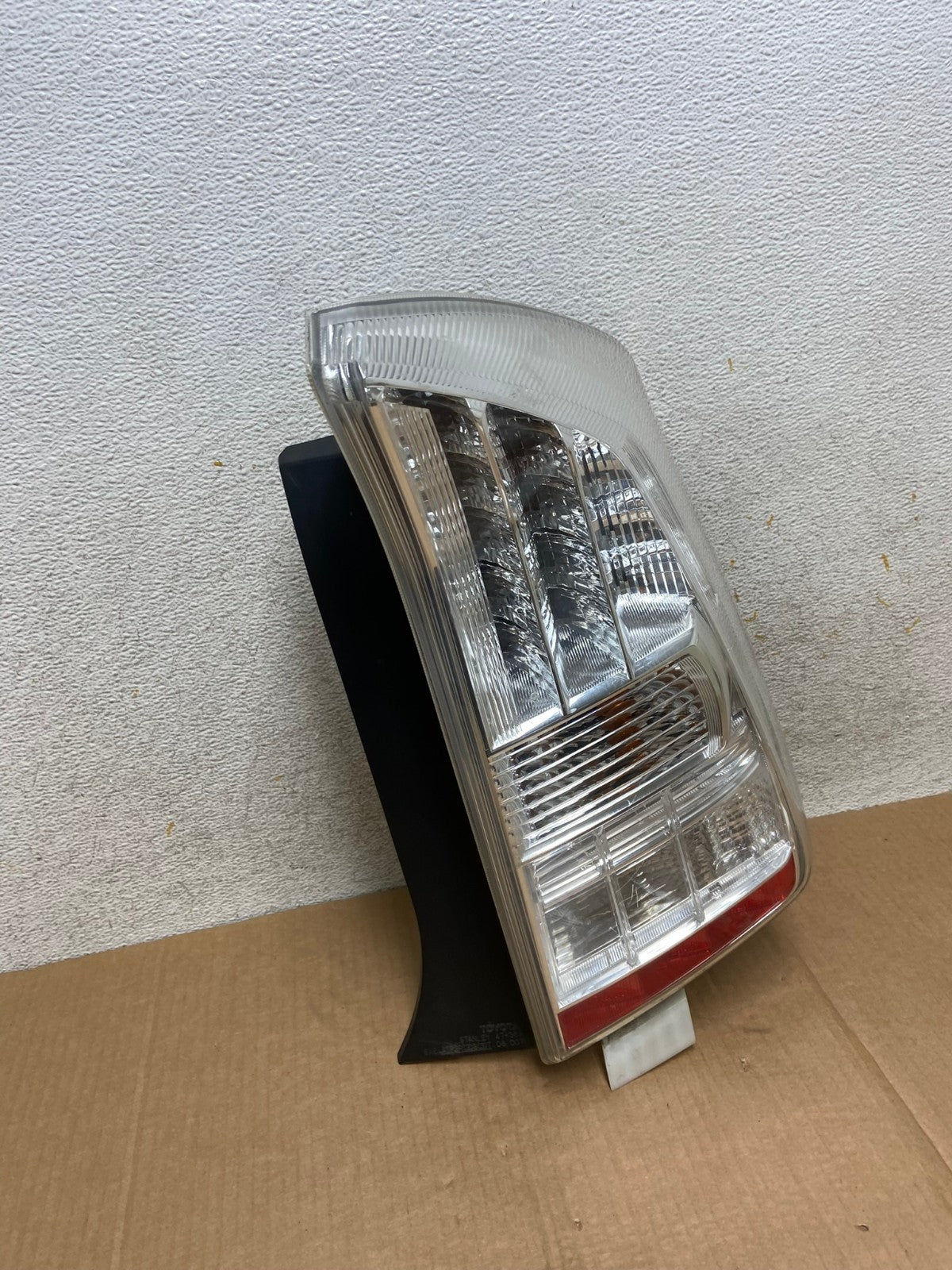 2010 2011 Toyota Prius Tail Light Right Passenger Side AI5692 LK2