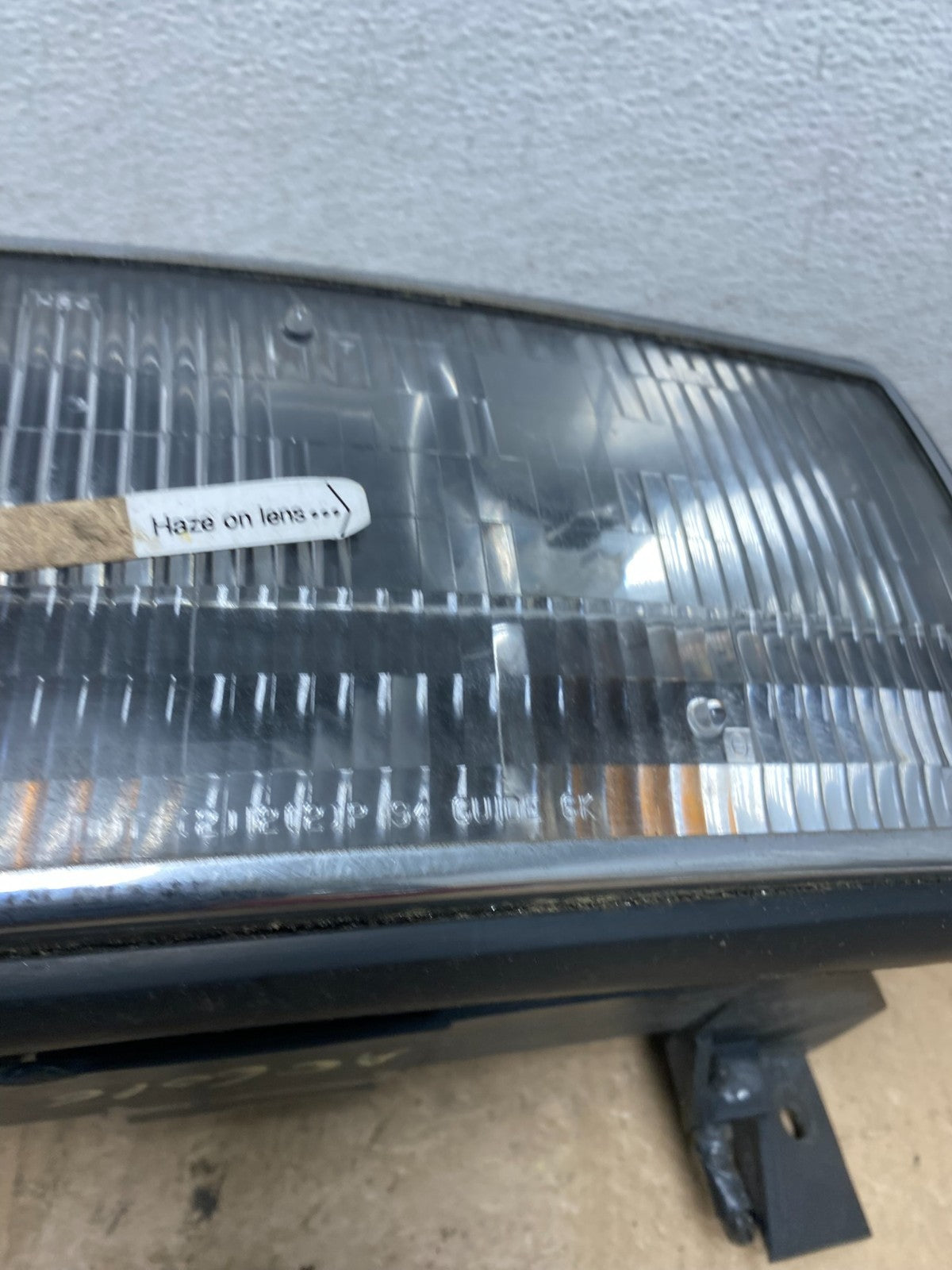 1994 1995 1996 Cadillac Deville Right Passenger Halogen Headlight AC6016 DW3