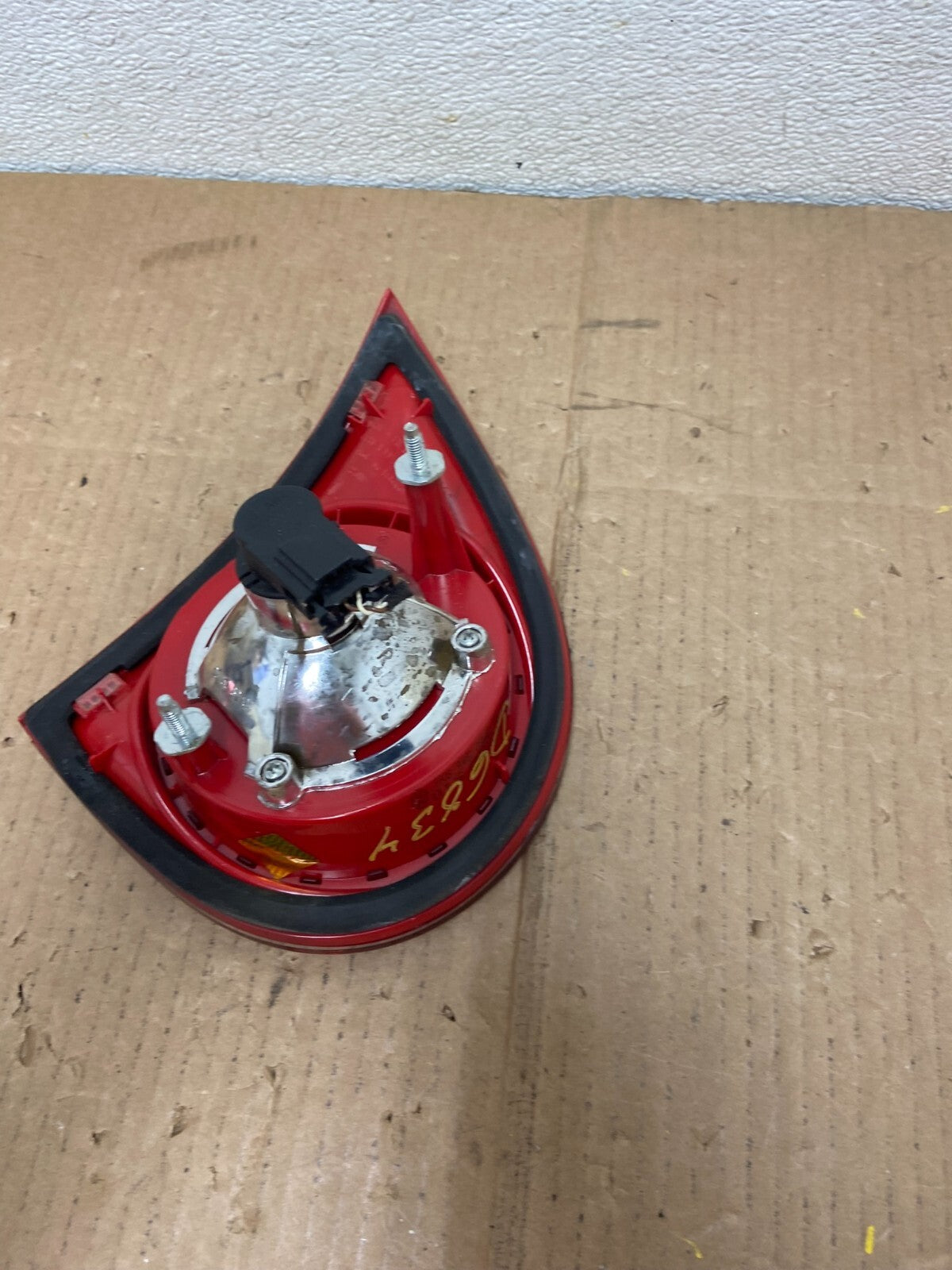 2006-2009 Volkswagen Golf Right Passenger Rh Tail Light Inner Trunk D6834 DG15