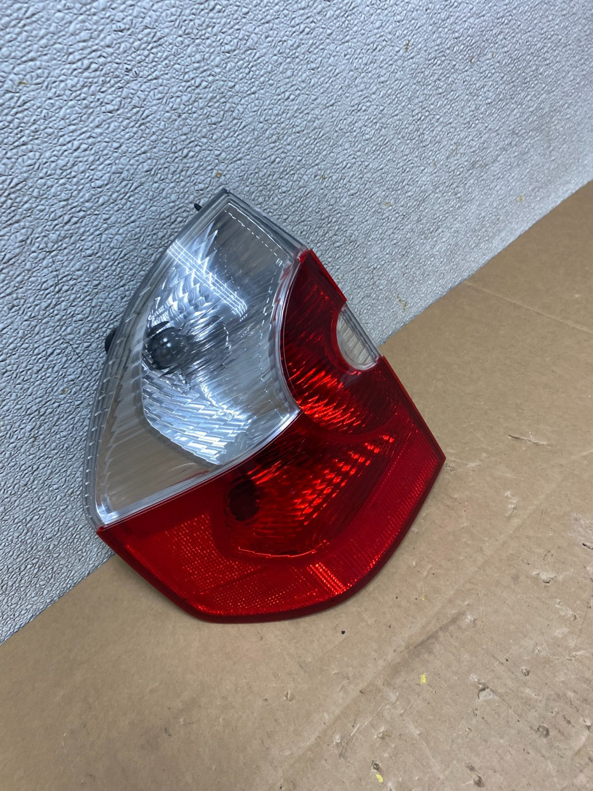 2004 2005 2006 Bmw X3 Left Driver Lh Side Tail Light OEM V4876 DW2