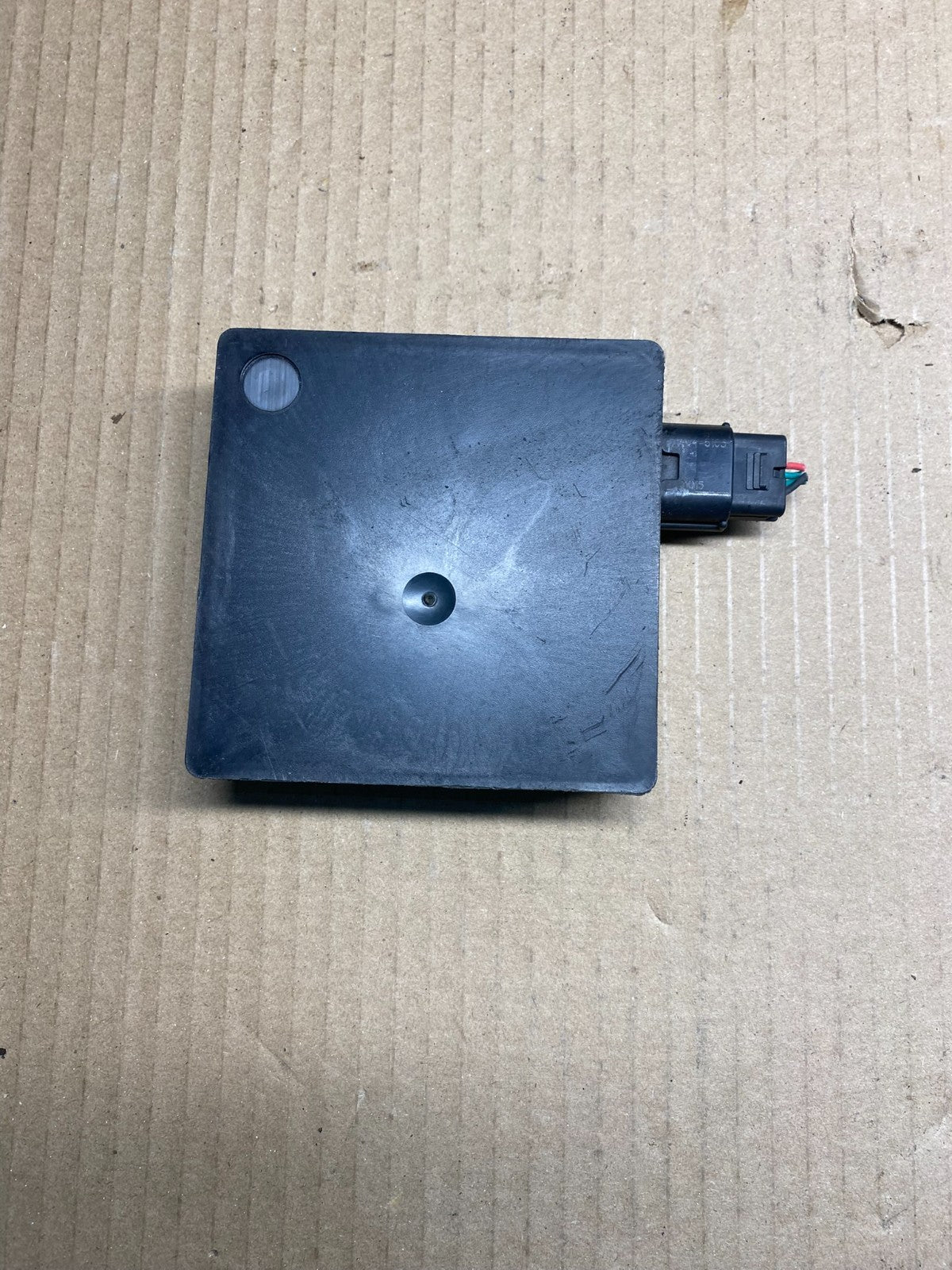 2011-2014 Cadillac Escalade Blind Spot Radar Sensor AH7398 DG1