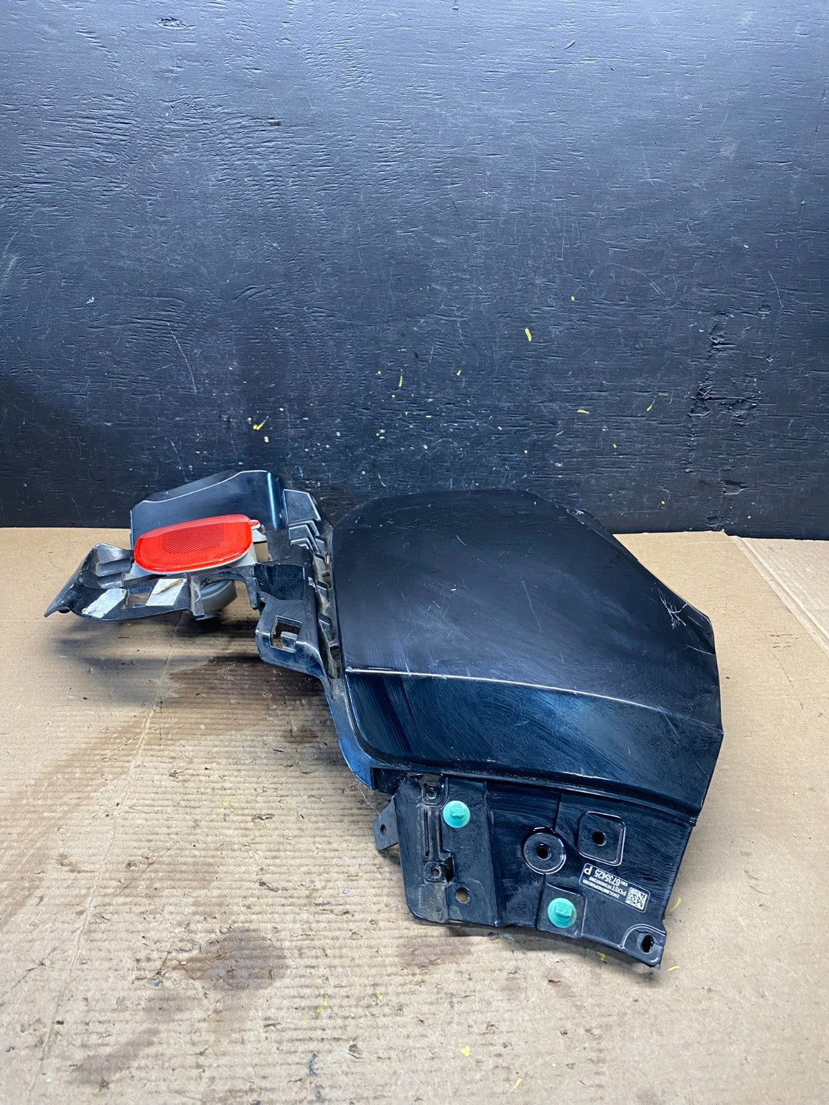 2015 to 2020 Jeep Renegade Right Rear Bumper Side Molding Oem R2680 DG5
