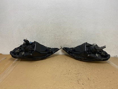2000 to 2005 Mercury Sable Left+Right Side Halogen Headlights AH2849 DW8