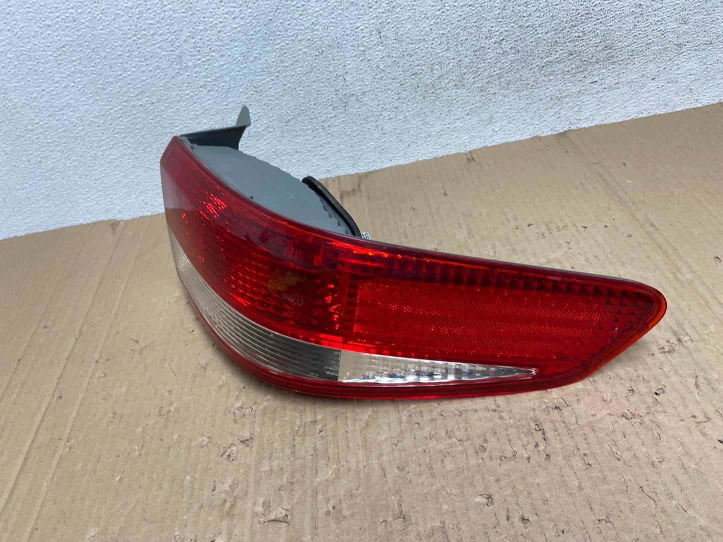 2003 to 2004 Honda Accord Sedan Right Passenger Rh Side Tail light AE9053 LK1