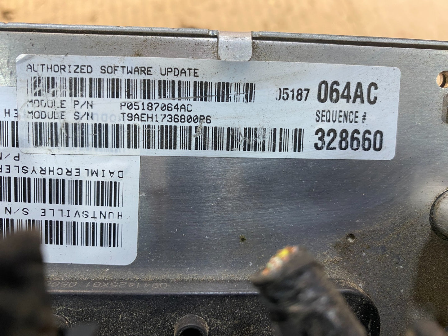 2006 Dodge Magnum Charger 300 2.7L Engine Control Unit ECU AA7551 DG3
