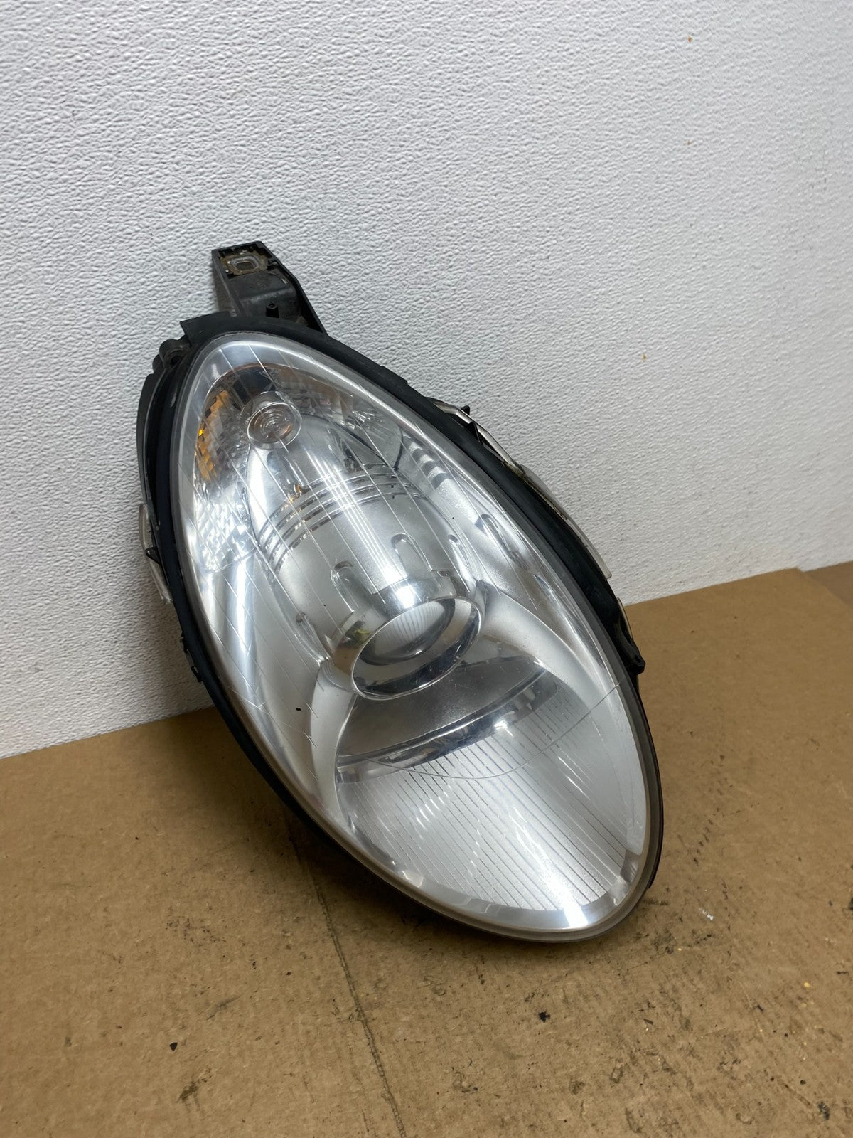 Halogen 2006 2010 Mercedes W251 R-Class Right Passenger Headlight OEM AC3633 DW2