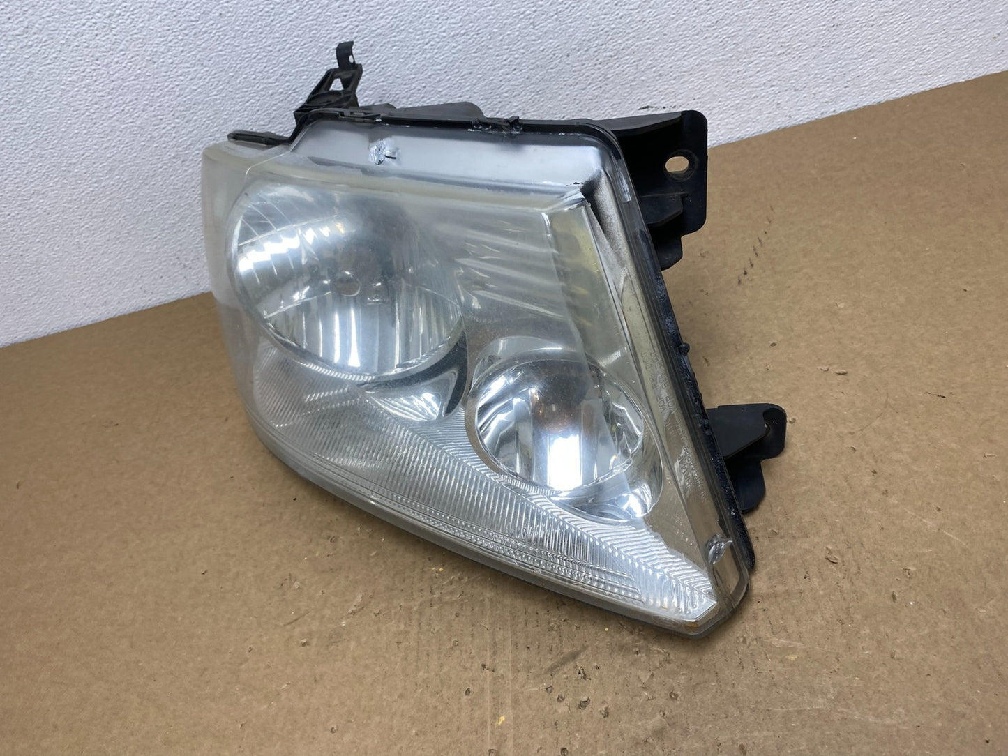 2004 to 2008 Ford F-150 F150 Right Passenger Rh Halogen Headlight Oem AA9864 DW1