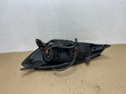 2004-2005 Toyota Sienna Right Passenger Halogen Headlight AF2826 DW7