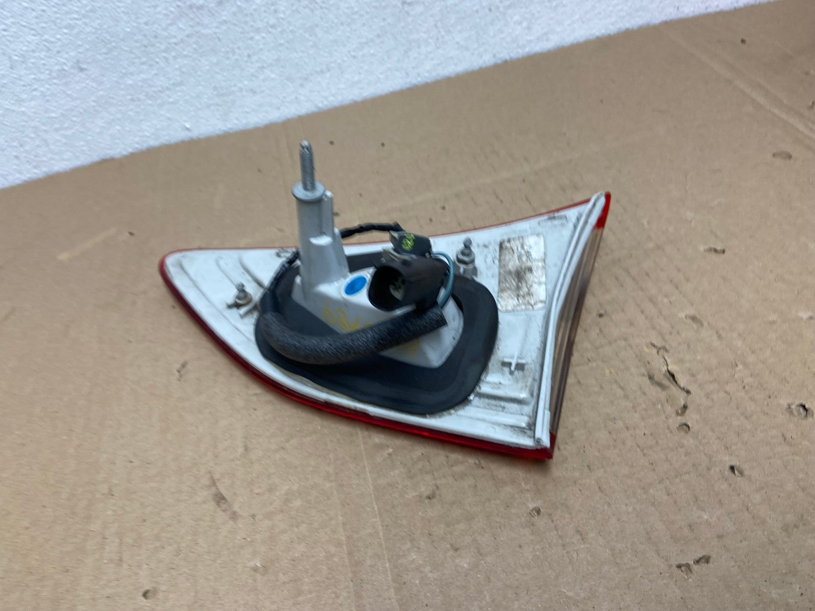 2013 to 2016 Ford Escape Left Driver LH Side Inner Tail Light OEM AC3789 LK5