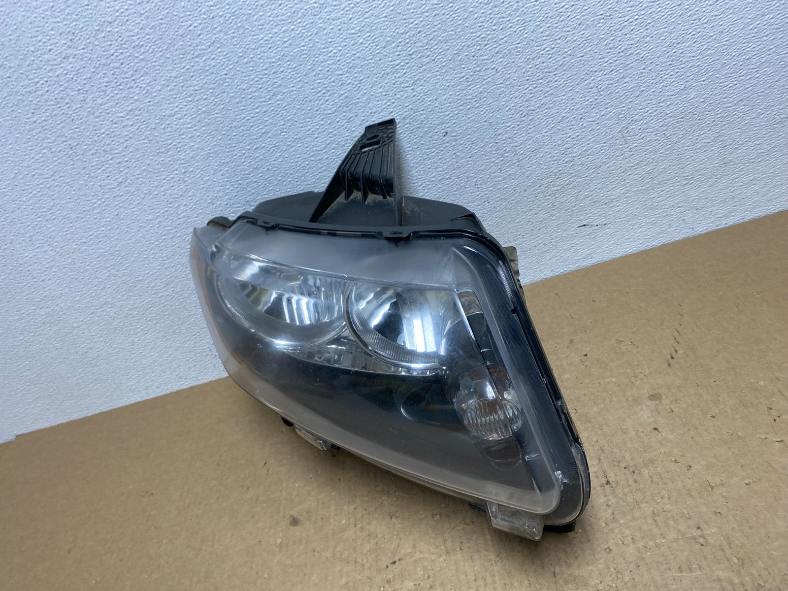2011-2013 Jeep Grand Cherokee Right Passenger Halogen Headlight AC1040 DW1