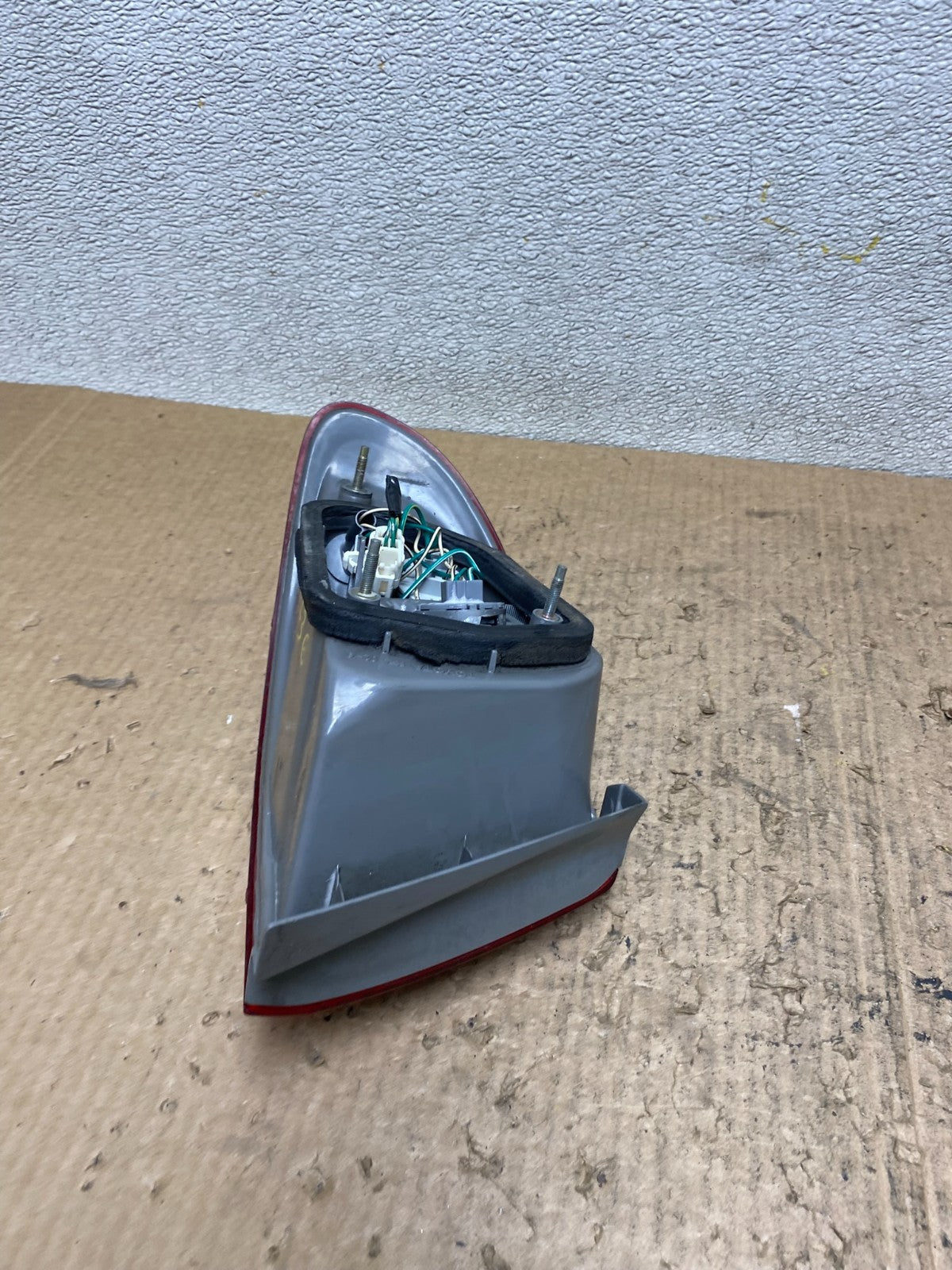 1998 1999 2000 Toyota Corolla Right Passenger Side Tail light OEM W7736 DW5