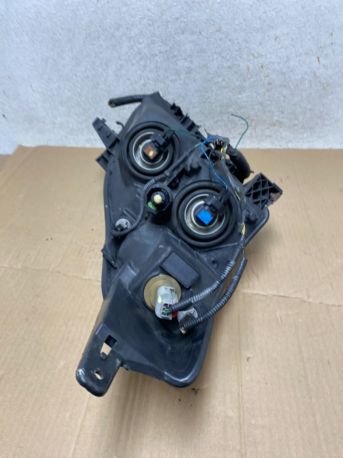 Sedan 2010 2011 2012 Nissan Altima Left Driver Side Headlight AI1189 DW8