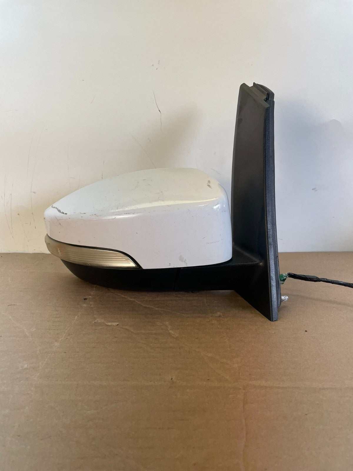 2013-2016 Ford C-Max Right Passenger Side View Door Turn Signal Mirror AG7866 DW0