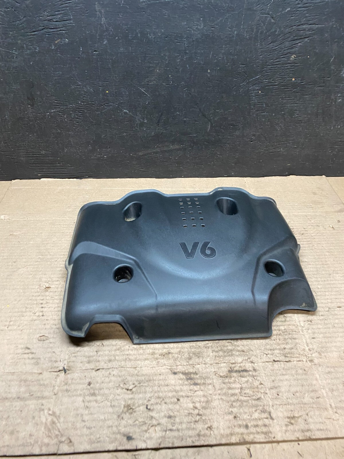 2008 - 2010 Hyundai Tucson Kia Sportage Engine Motor Cover G8185 R0