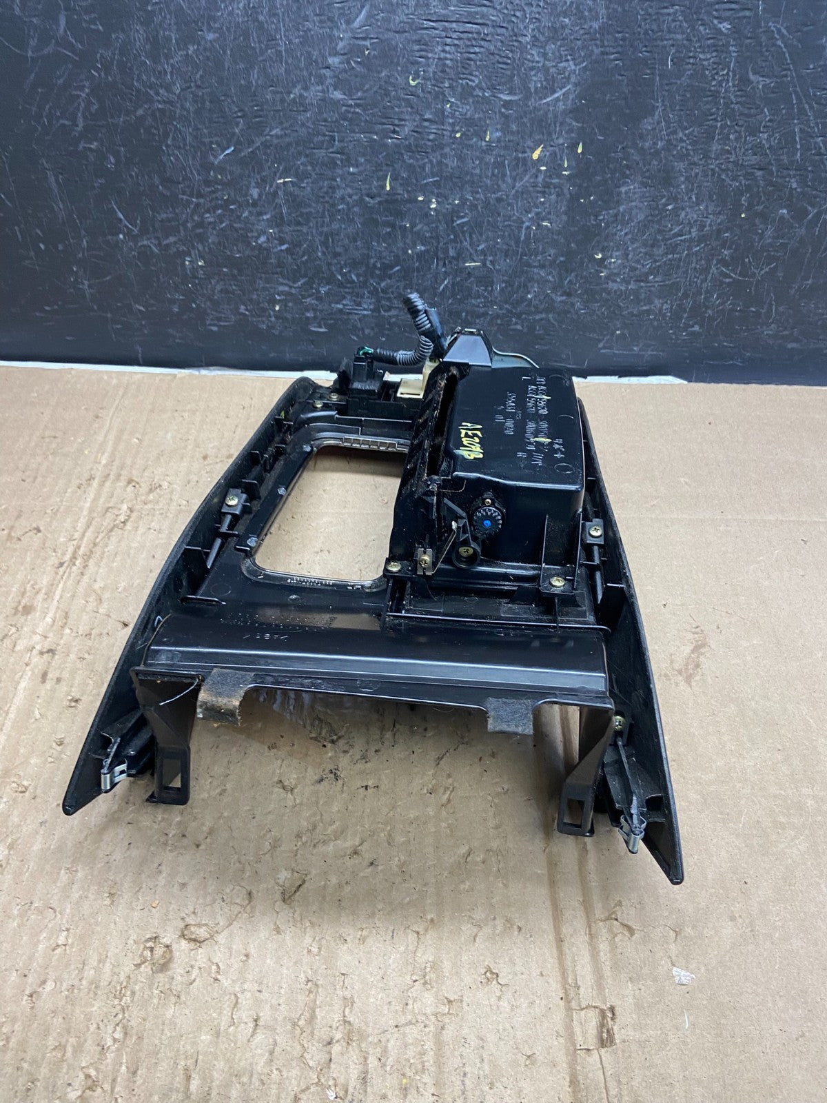 1998 2005 Lexus GS300 Center Console Shifter Bezel Cup Holder Trim ae2073 DG7